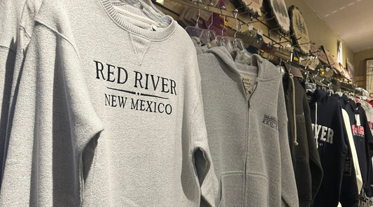 Perfect Gifts and Souvenirs: Finding the Ideal Keepsake at Mainstreet Mercantile