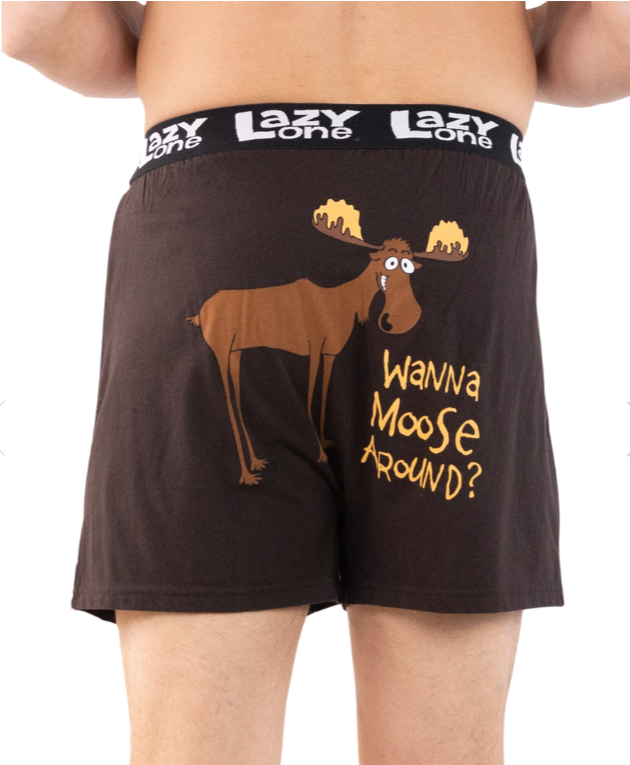 Wanna Moose Around? Boxer - B003